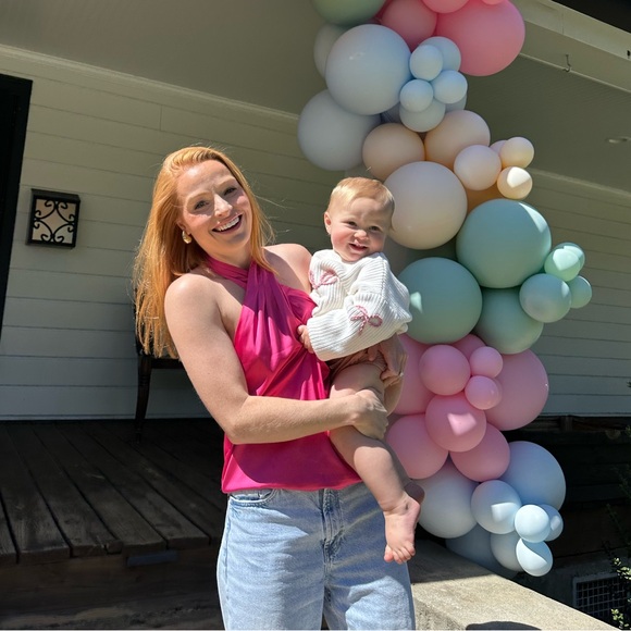 Meet your Posher, Caroline - Picture 1 of 1